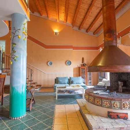 La Loggia Wanderlust Experience Villa