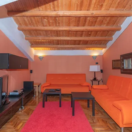 Villa La Loggia Wanderlust Experience