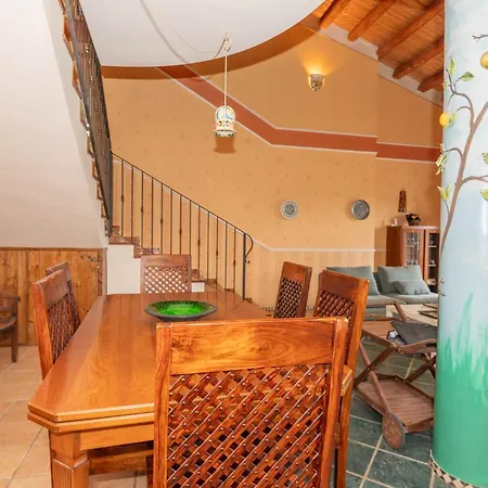 Villa La Loggia Wanderlust Experience *